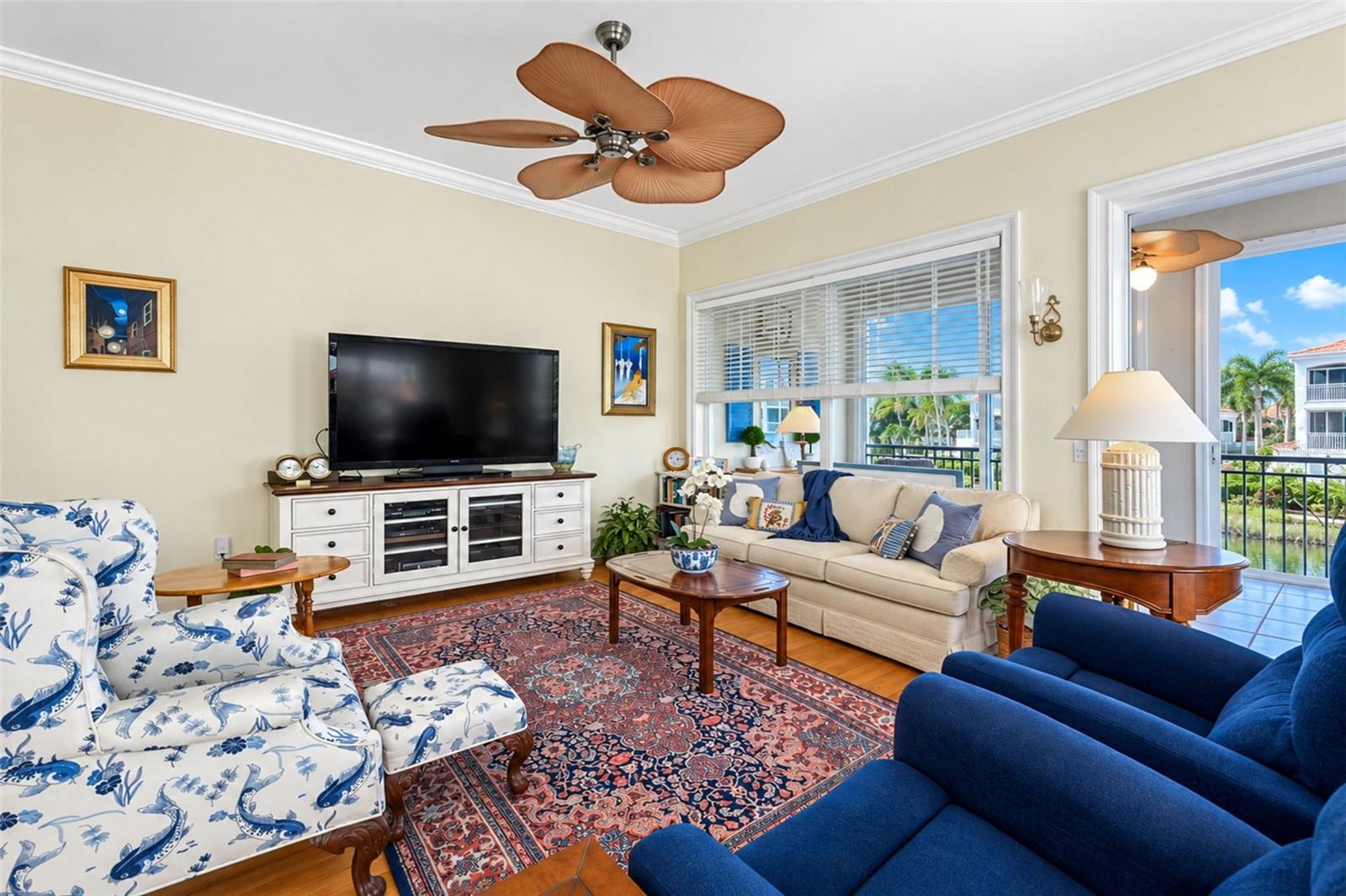 3444 SUNSET KEY CIR #102