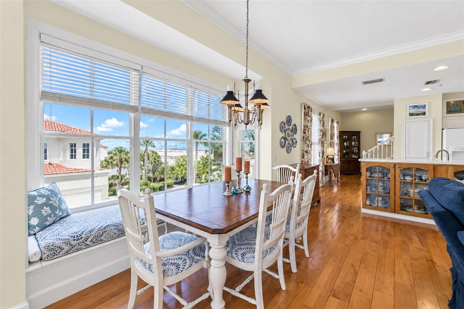 3444 SUNSET KEY CIR #102