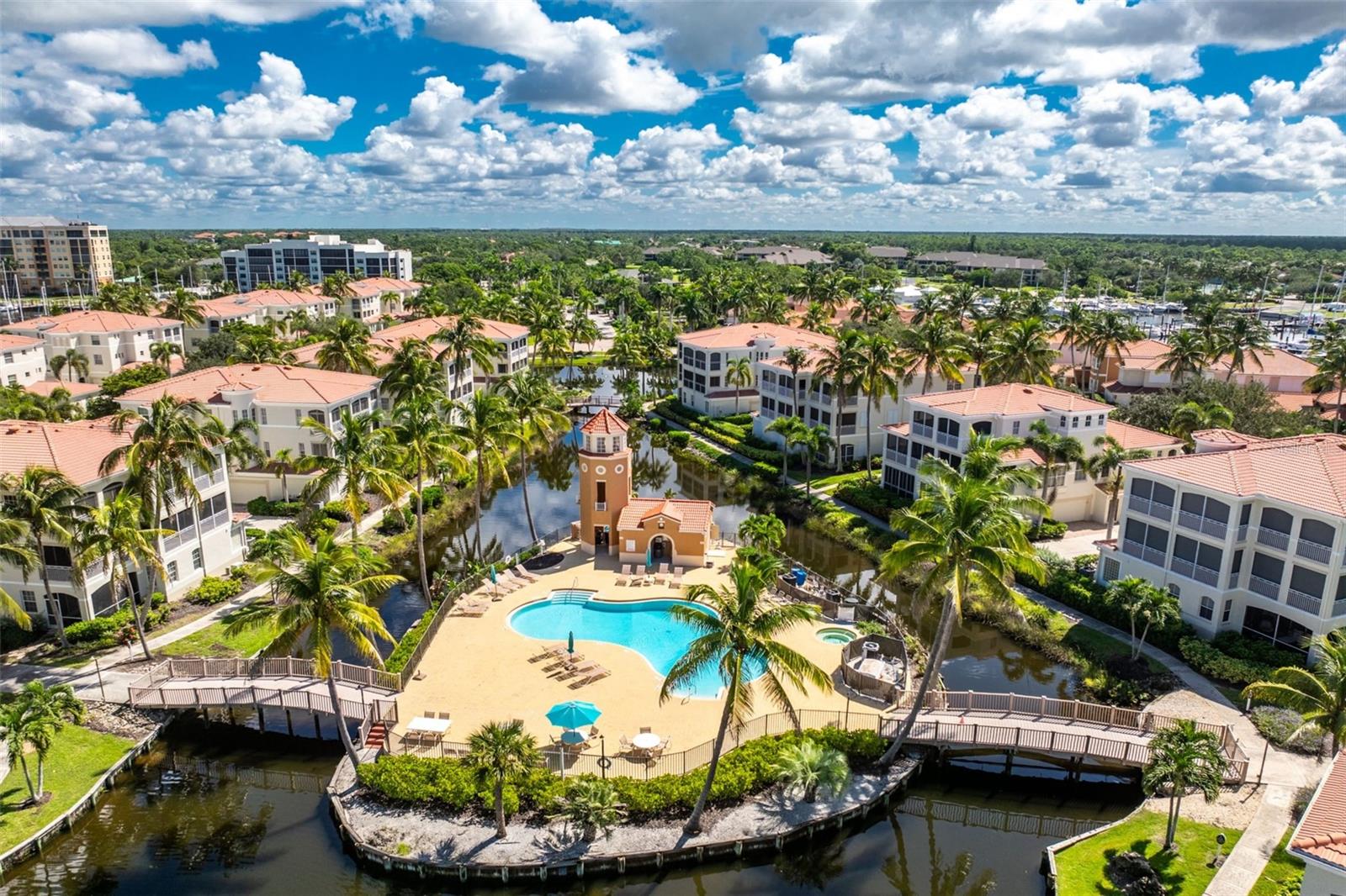 3444 SUNSET KEY CIR #102