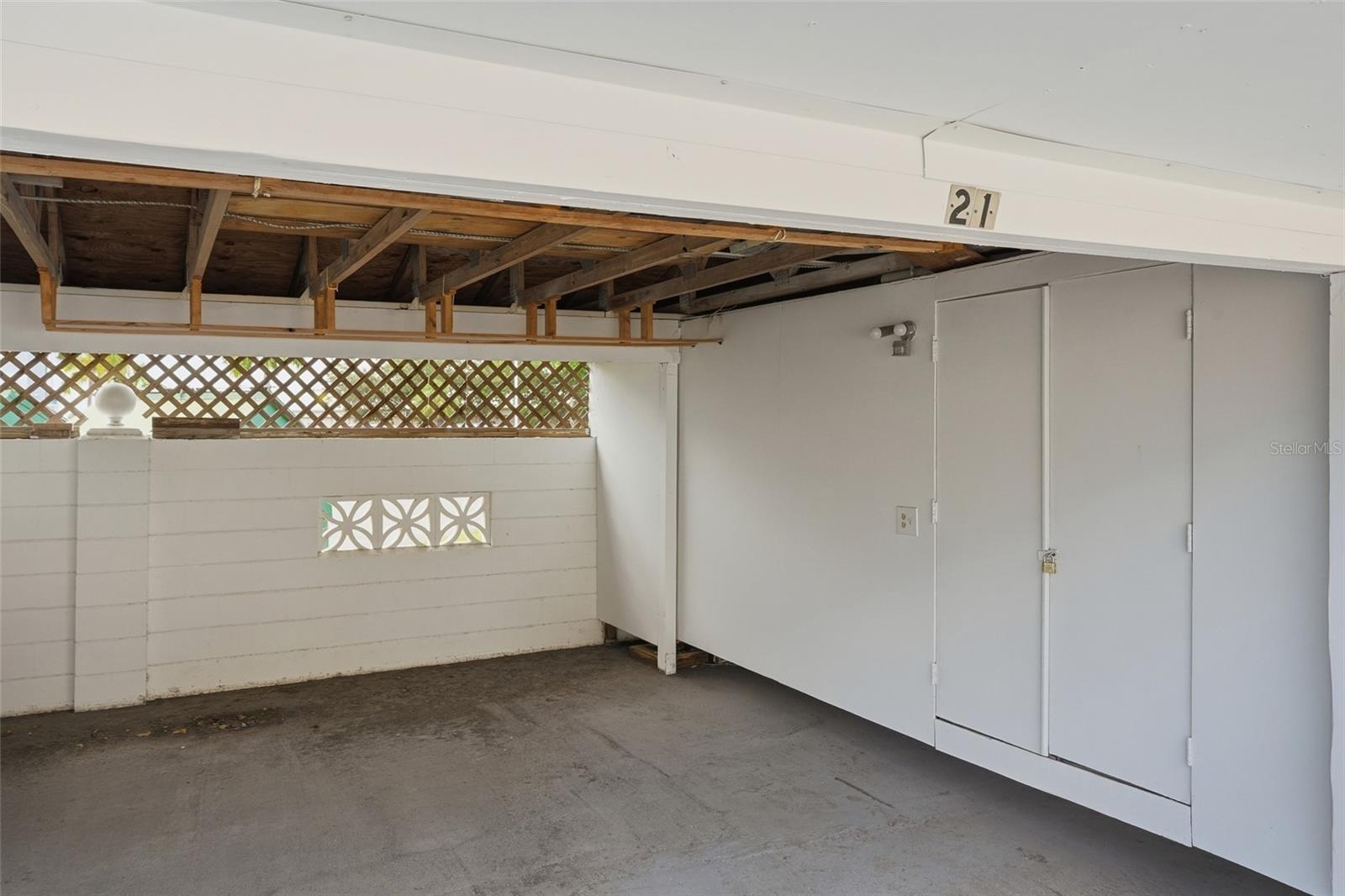 4158 TAMIAMI TRL #P4