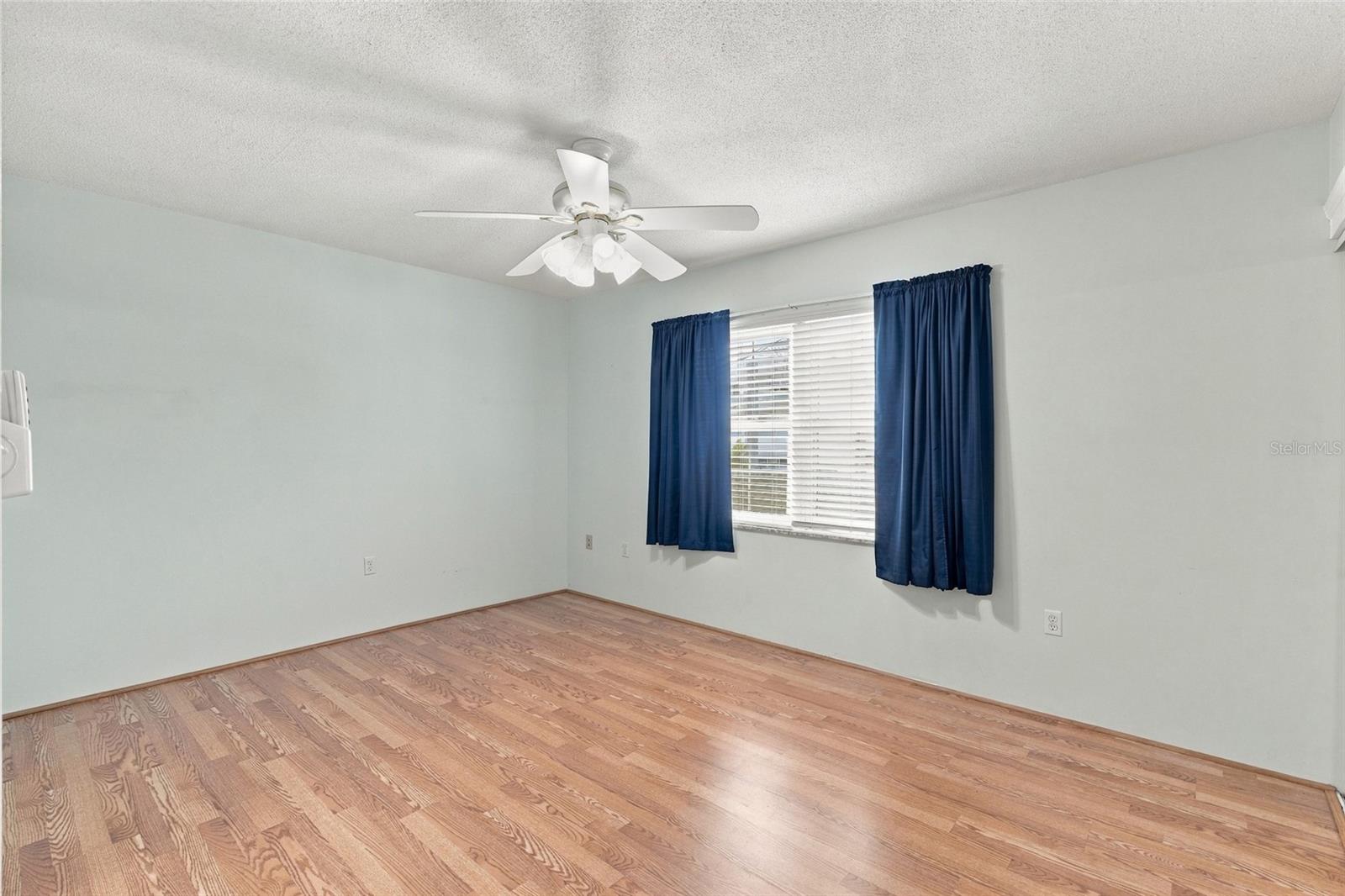 4158 TAMIAMI TRL #P4