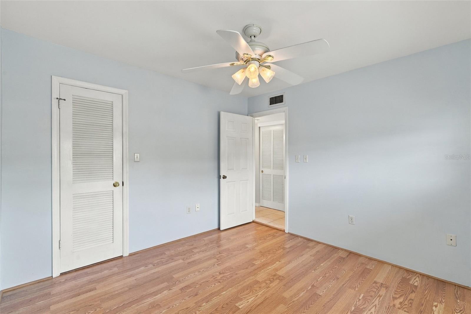 4158 TAMIAMI TRL #P4