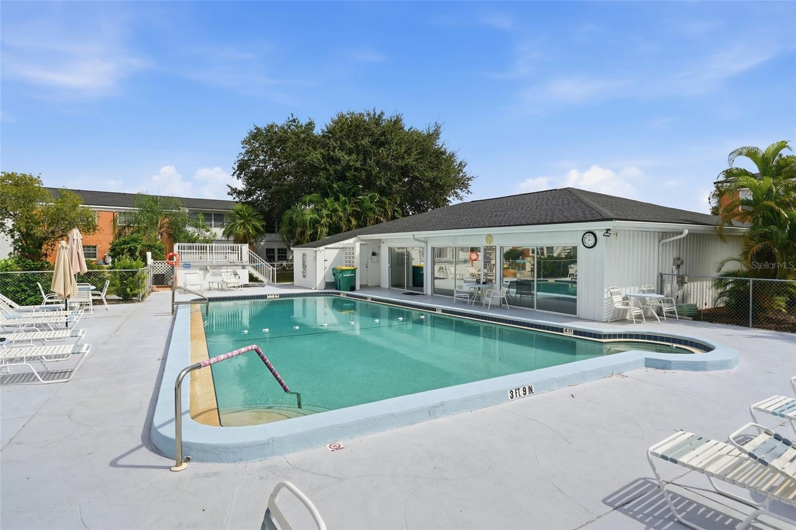 4158 TAMIAMI TRL #P4