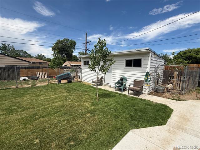 7095 Pontiac Street