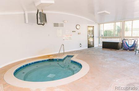 625 S Clinton Street Unit: 6B