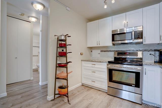 625 S Clinton Street Unit: 6B