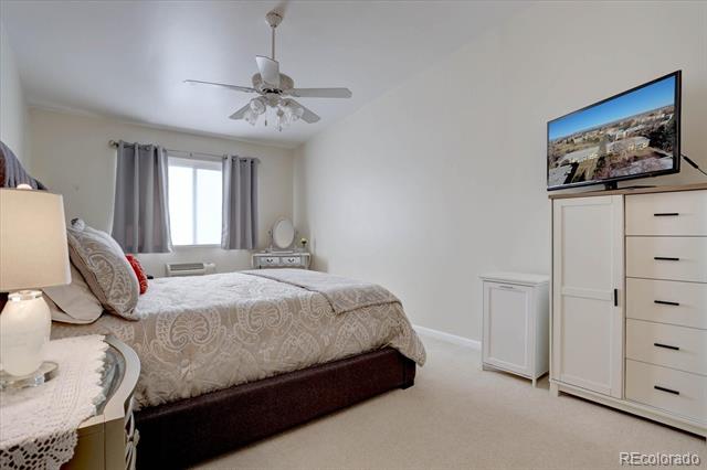 625 S Clinton Street Unit: 6B