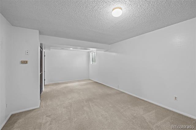 272 S 22nd Avenue