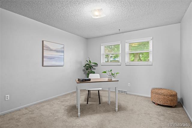 272 S 22nd Avenue