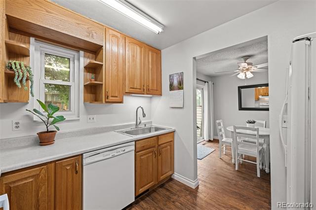 272 S 22nd Avenue
