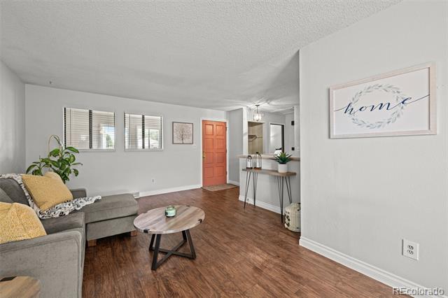 272 S 22nd Avenue