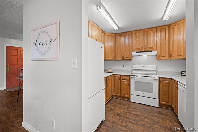 272 S 22nd Avenue