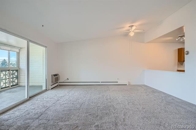 650 S Clinton Street Unit: 4D