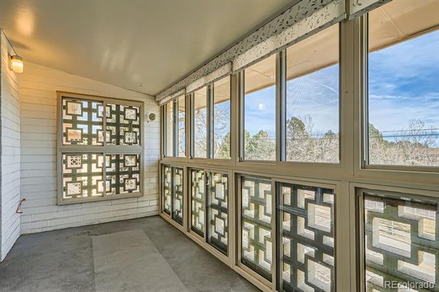 650 S Clinton Street Unit: 4D