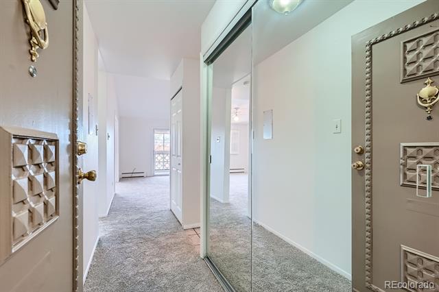 650 S Clinton Street Unit: 4D
