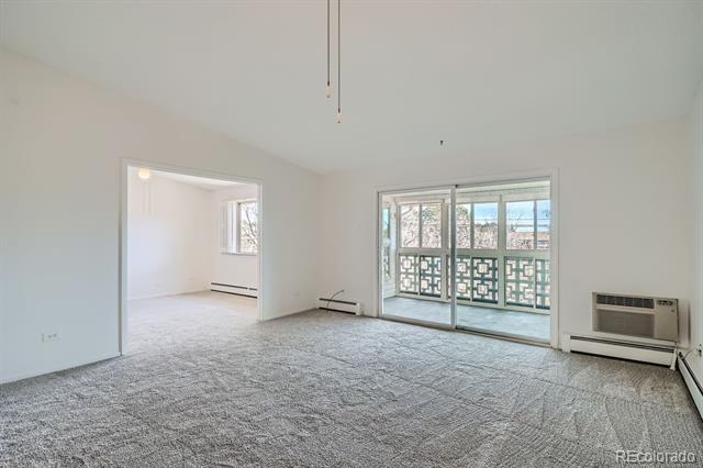 650 S Clinton Street Unit: 4D