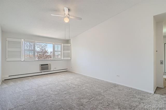 650 S Clinton Street Unit: 4D