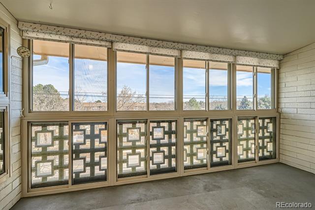 650 S Clinton Street Unit: 4D