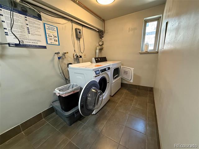 271 N Grant Street Unit: 202