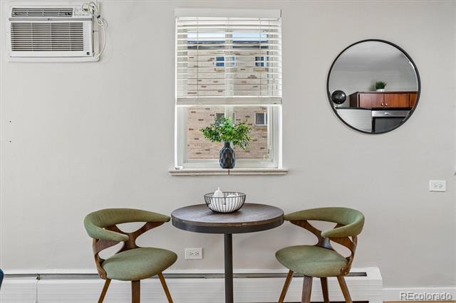 271 N Grant Street Unit: 202