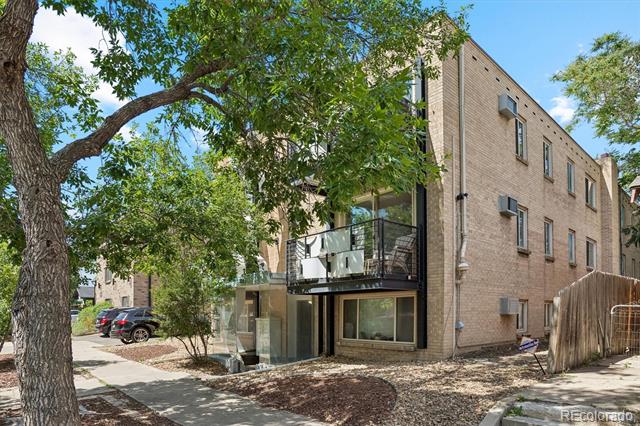 271 N Grant Street Unit: 202