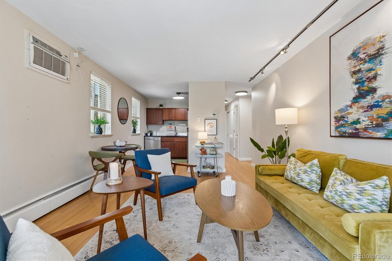 271 N Grant Street Unit: 202