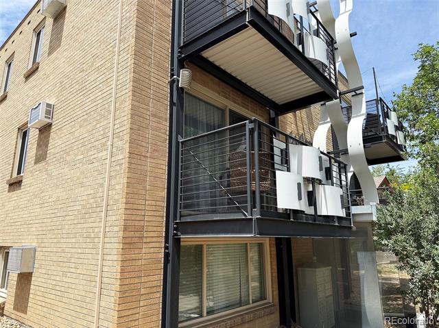 271 N Grant Street Unit: 202