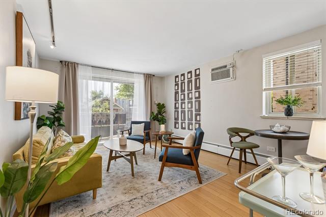 271 N Grant Street Unit: 202