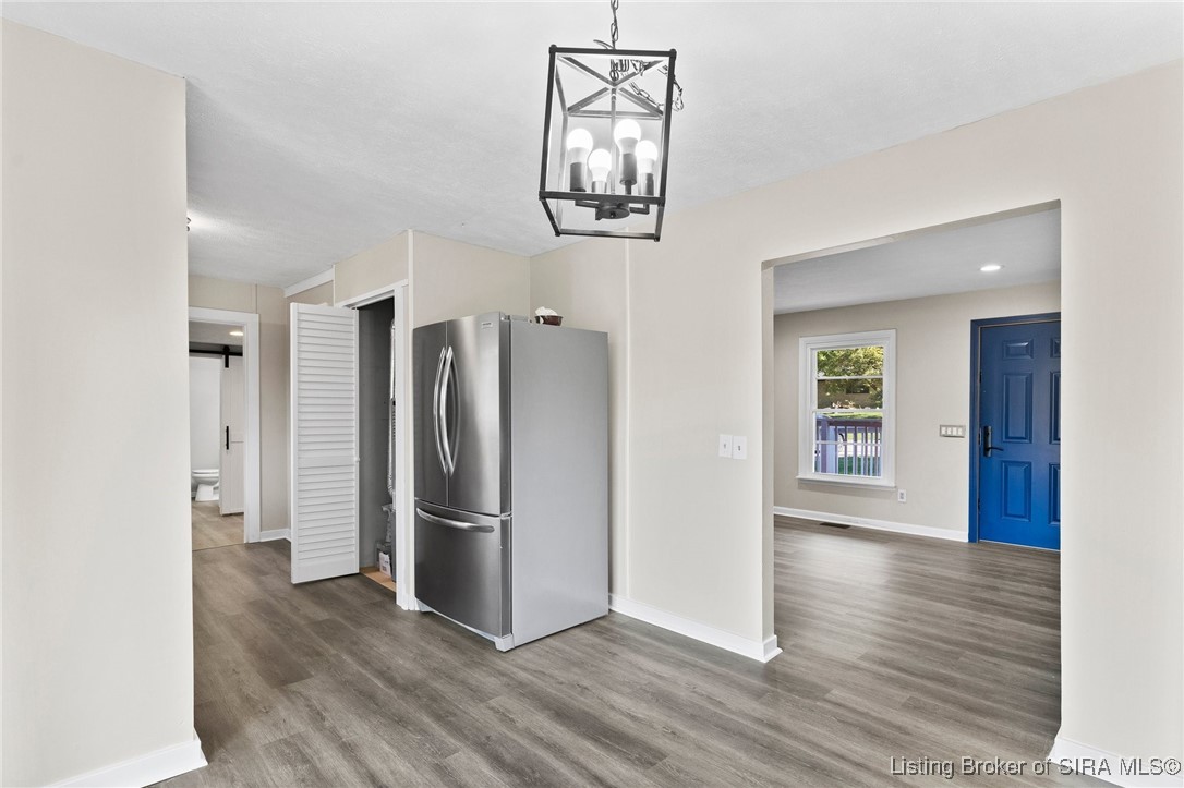 1933 Van Buren Drive