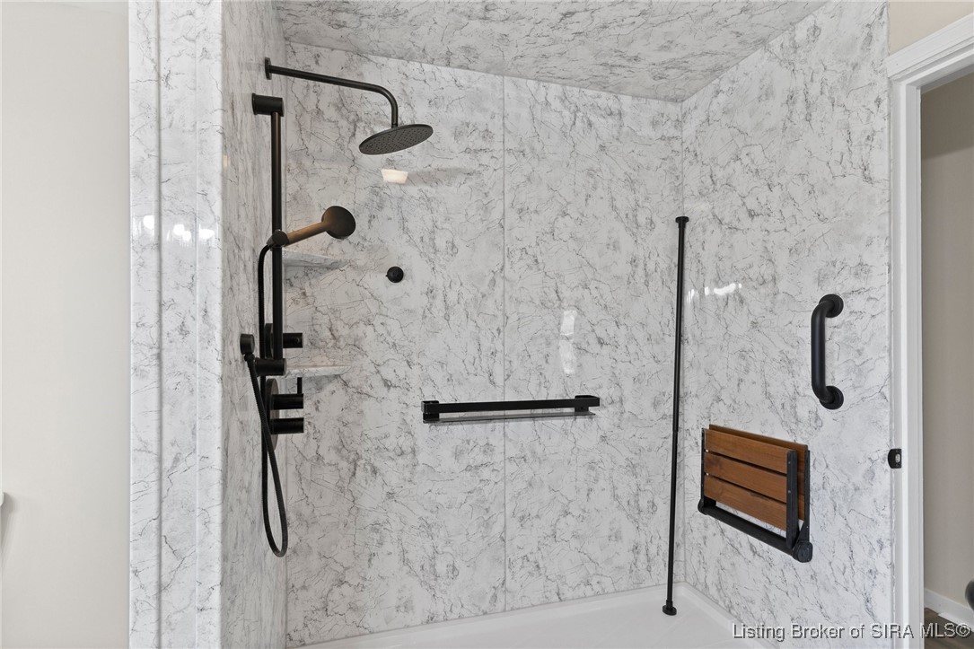 1933 Van Buren Drive