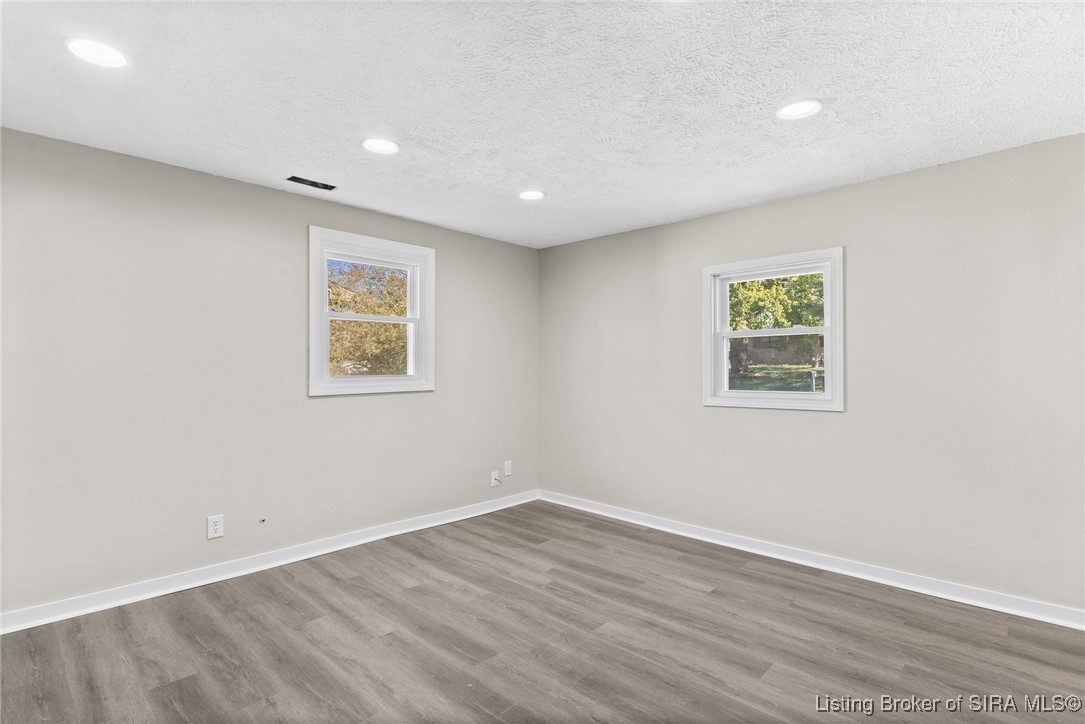 1933 Van Buren Drive