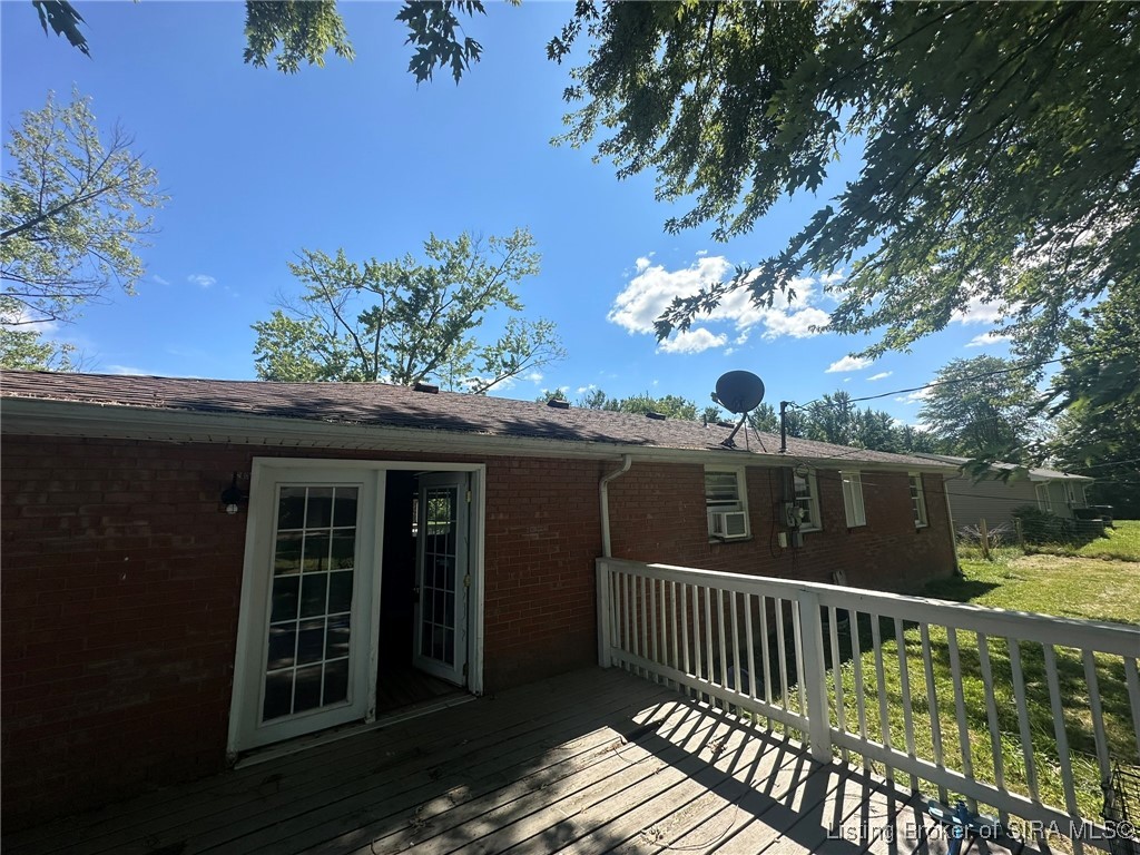 158 S Sycamore Drive