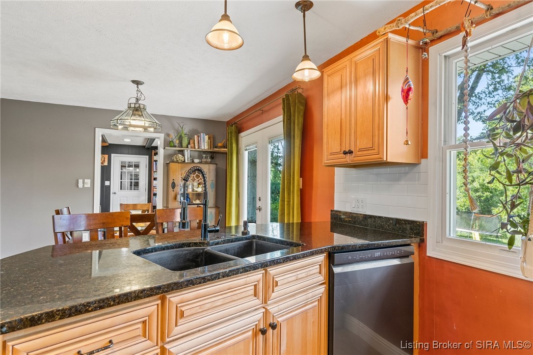 475 Thomas Hill Road