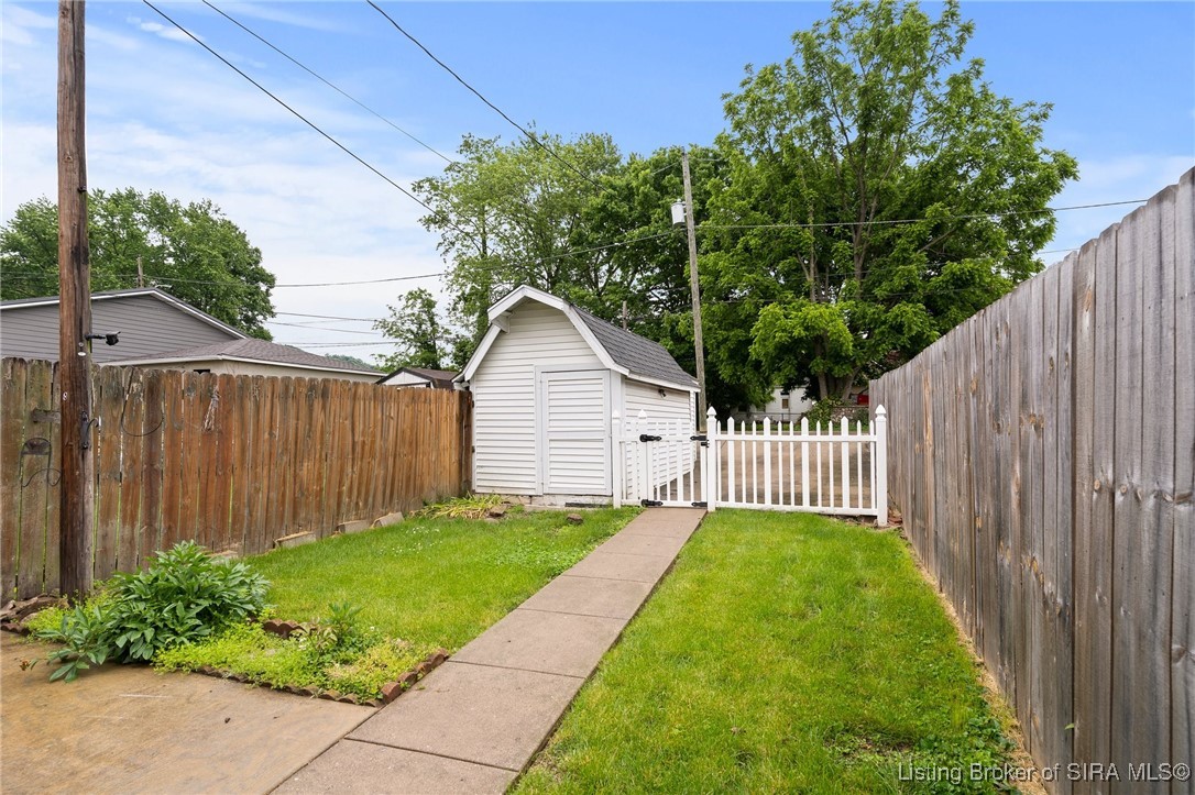 816 W Main Street