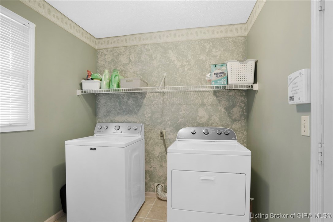 1112 Autumnwood Lane