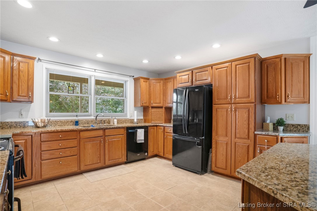 1112 Autumnwood Lane