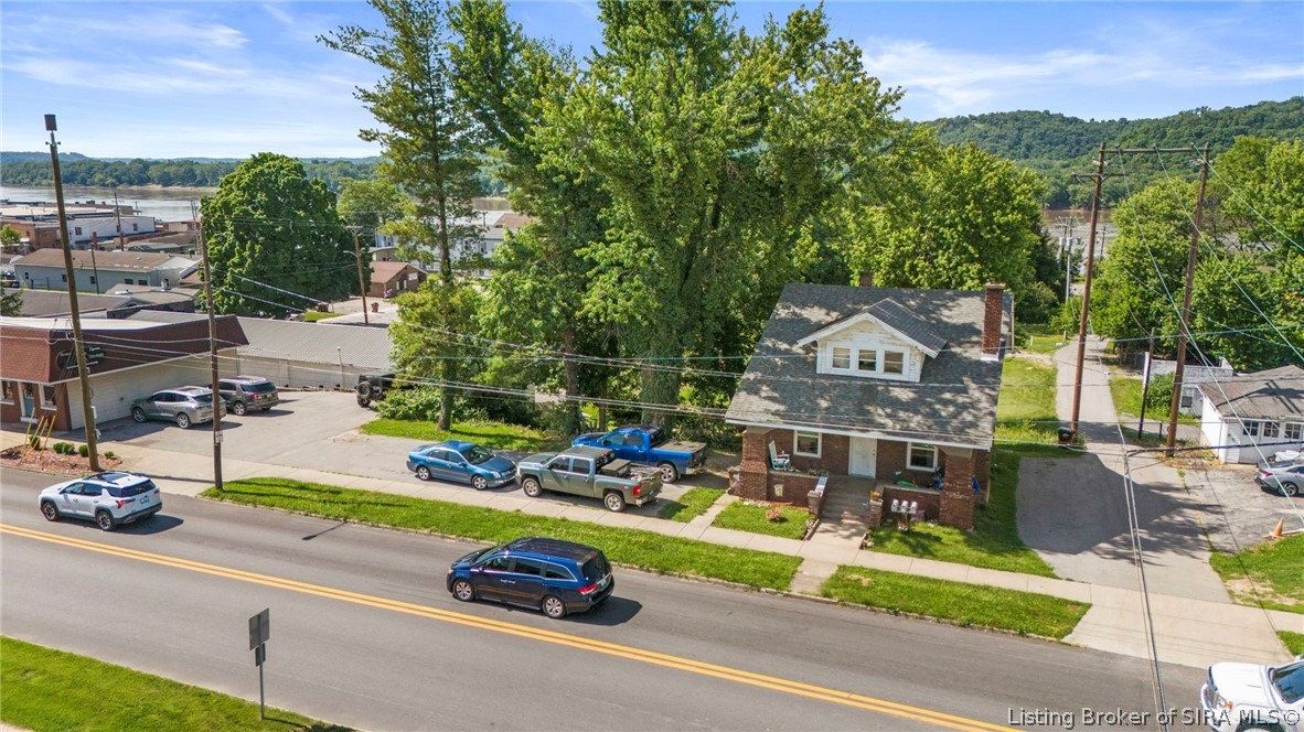 611 Highland Avenue
