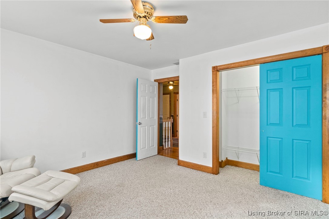 5376 W Linda Lane