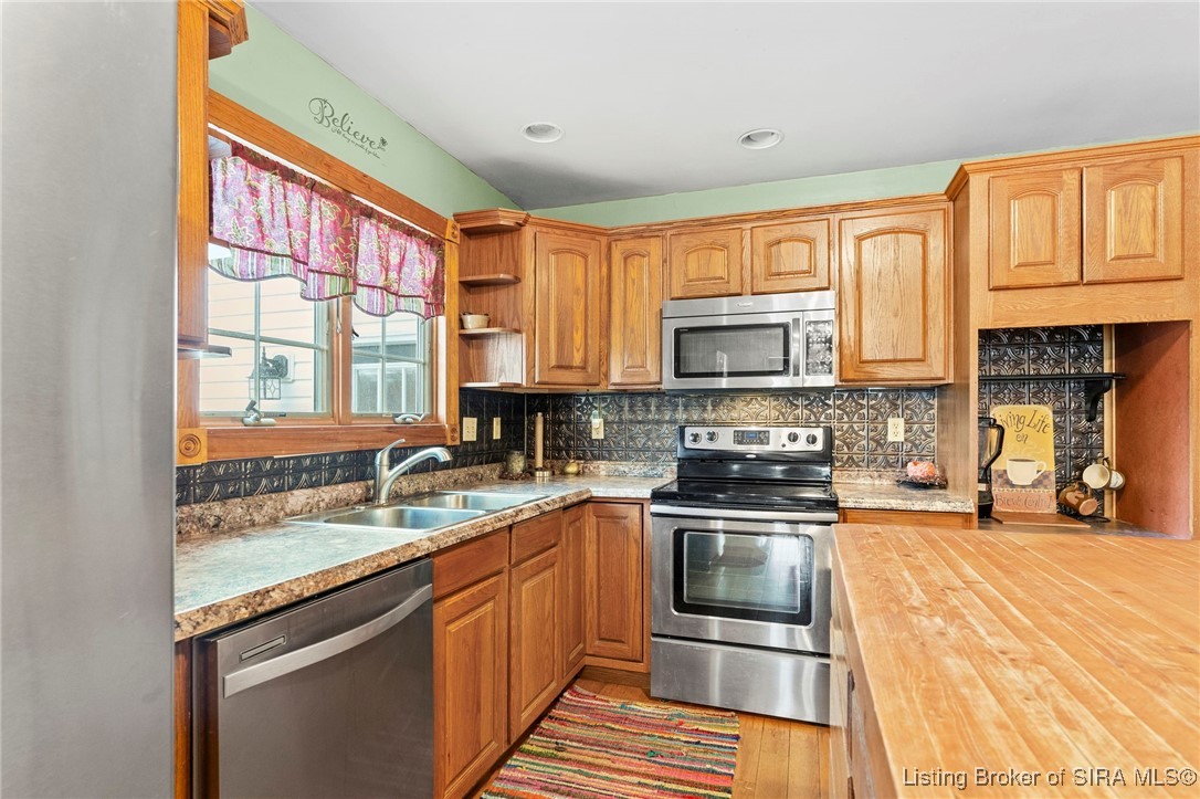 5376 W Linda Lane