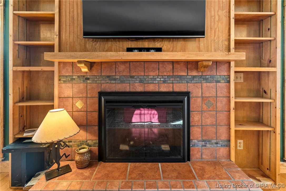 5376 W Linda Lane