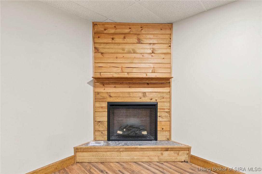 5376 W Linda Lane