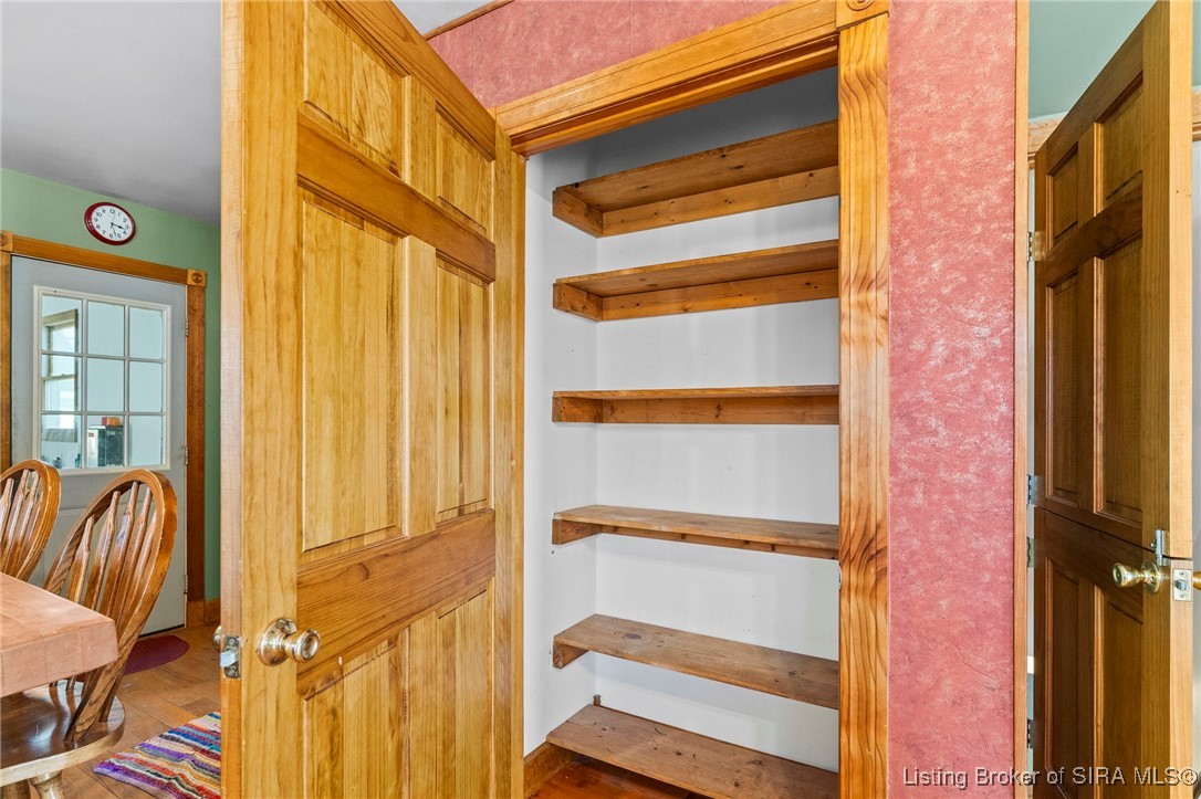 5376 W Linda Lane