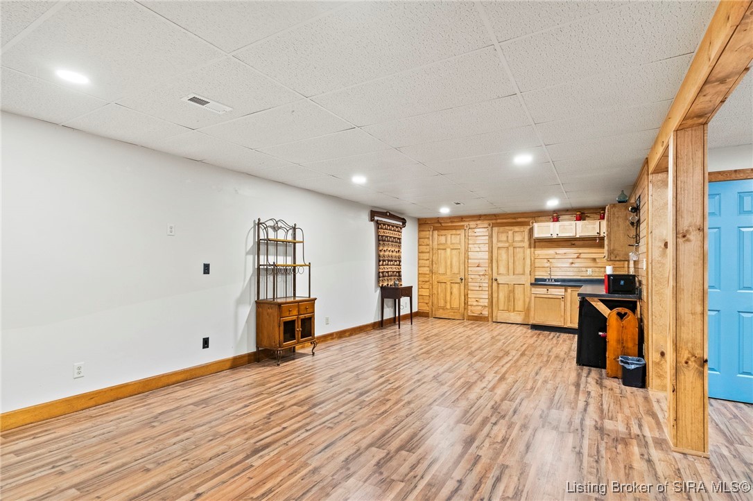 5376 W Linda Lane
