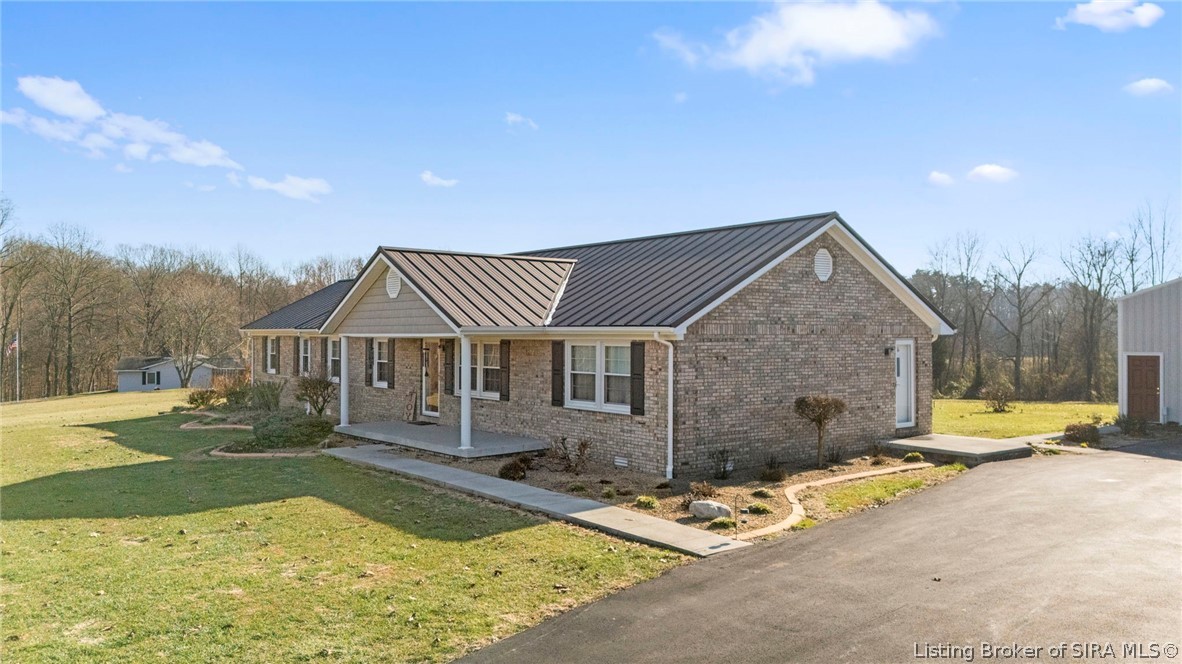 10605 W SR 56