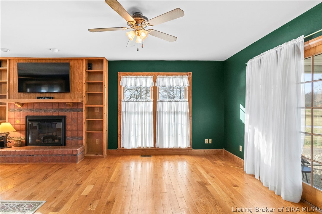 5376 W Linda Lane