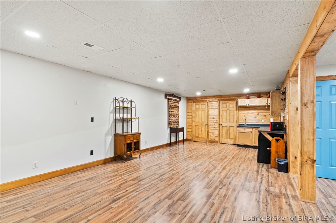5376 W Linda Lane