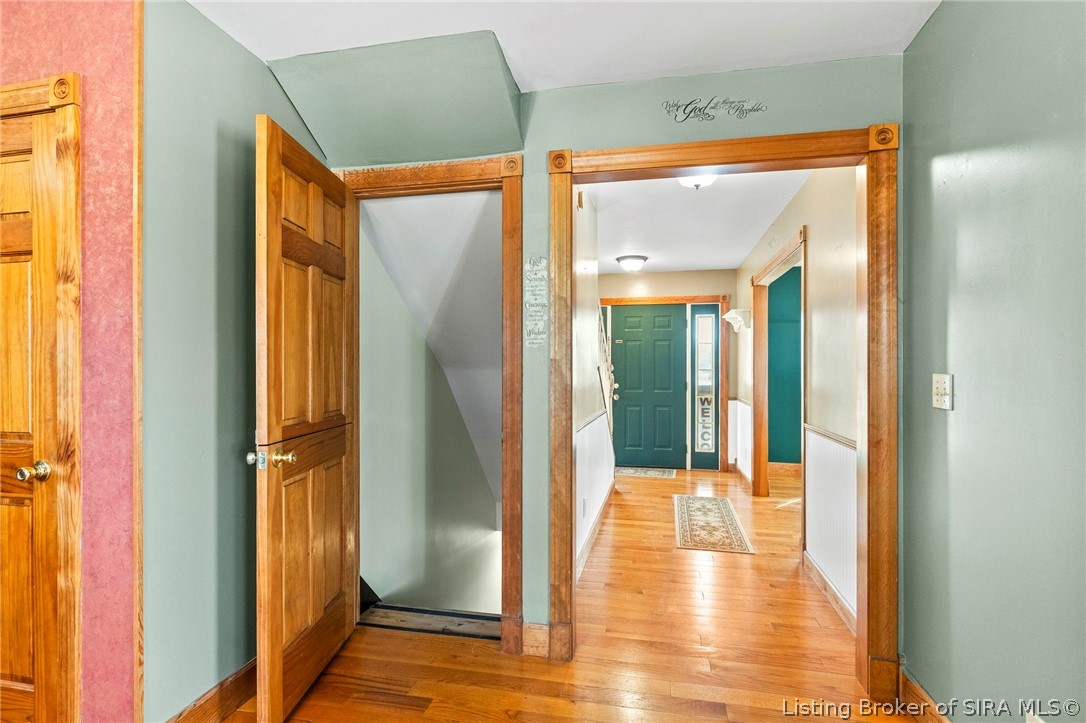 5376 W Linda Lane