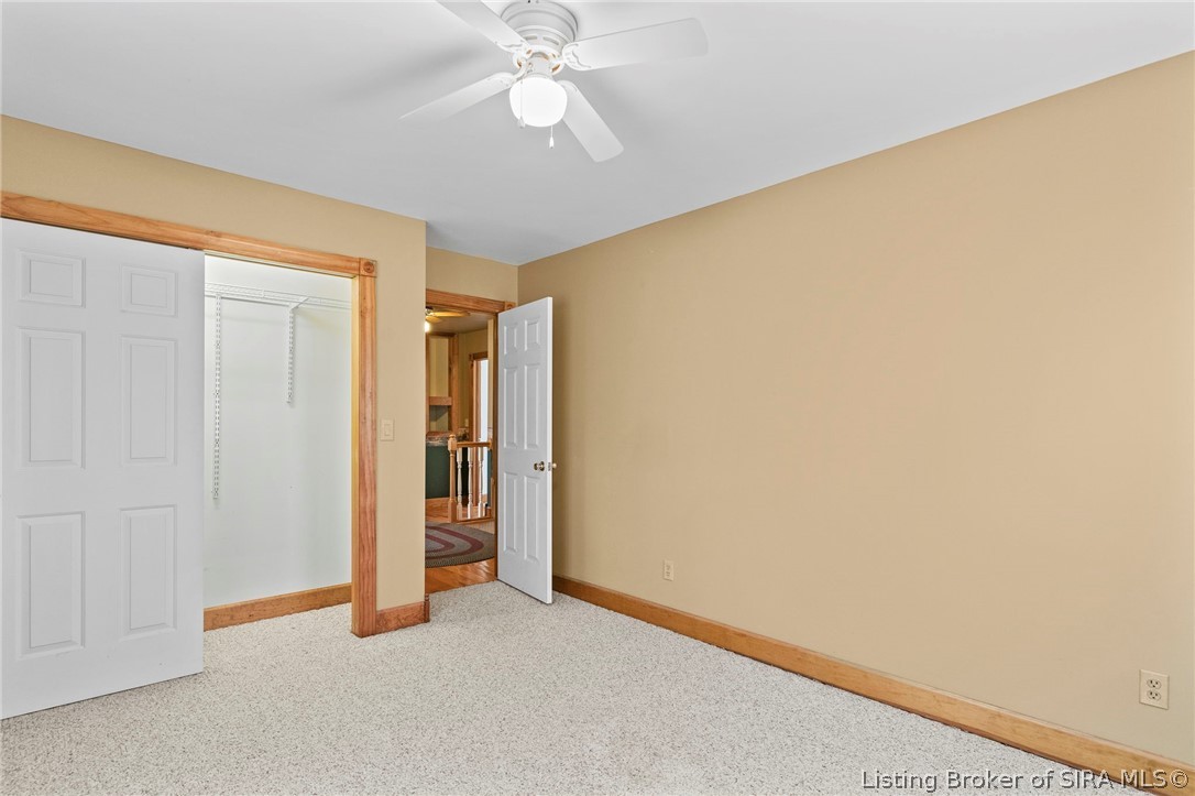 5376 W Linda Lane