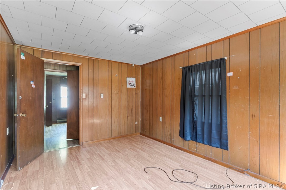 8033 N Oliver Lane
