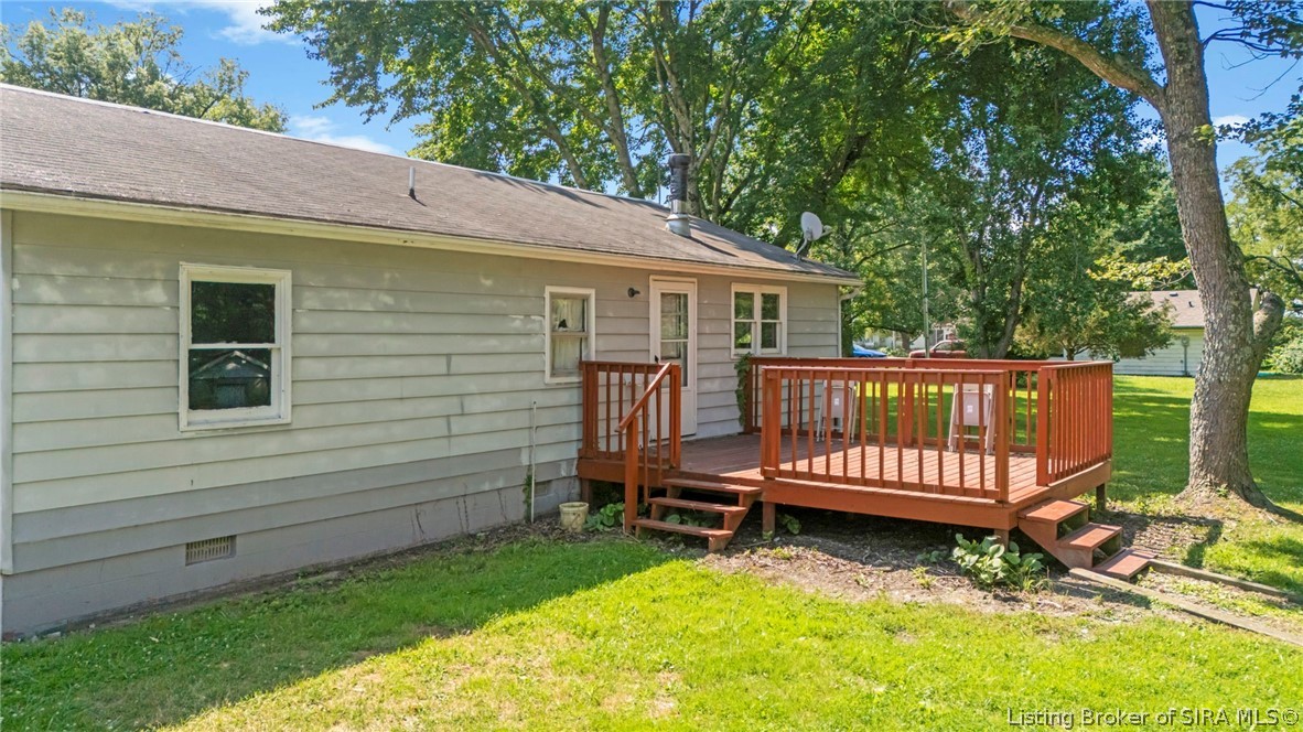 8033 N Oliver Lane
